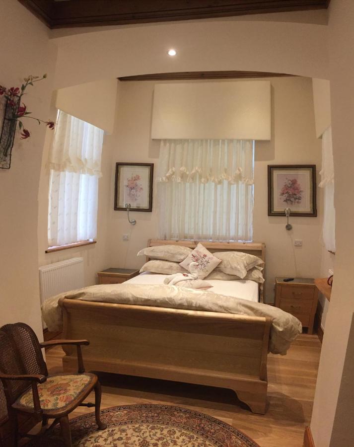 Little Red Rooster Rest Hotel เท็นบี ภายนอก รูปภาพ